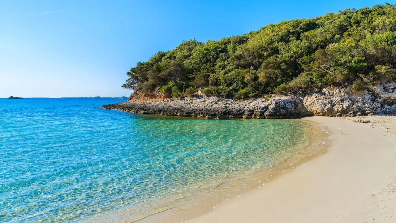 plage du petit sperone lors d'une balade en bateau